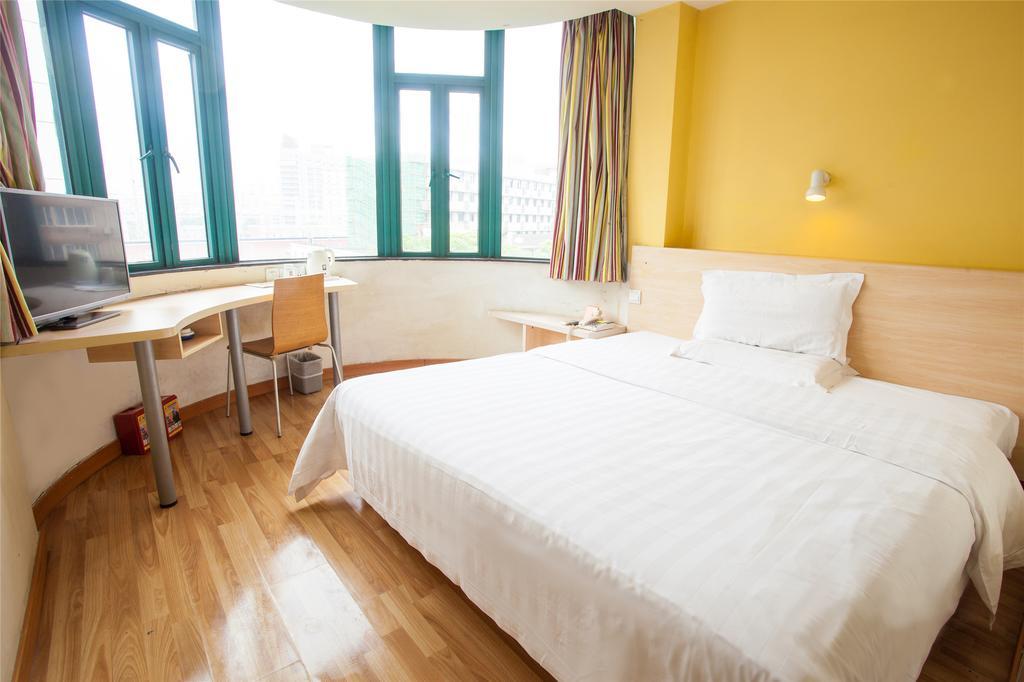 7Days Inn Xiamen Haicang Esterno foto