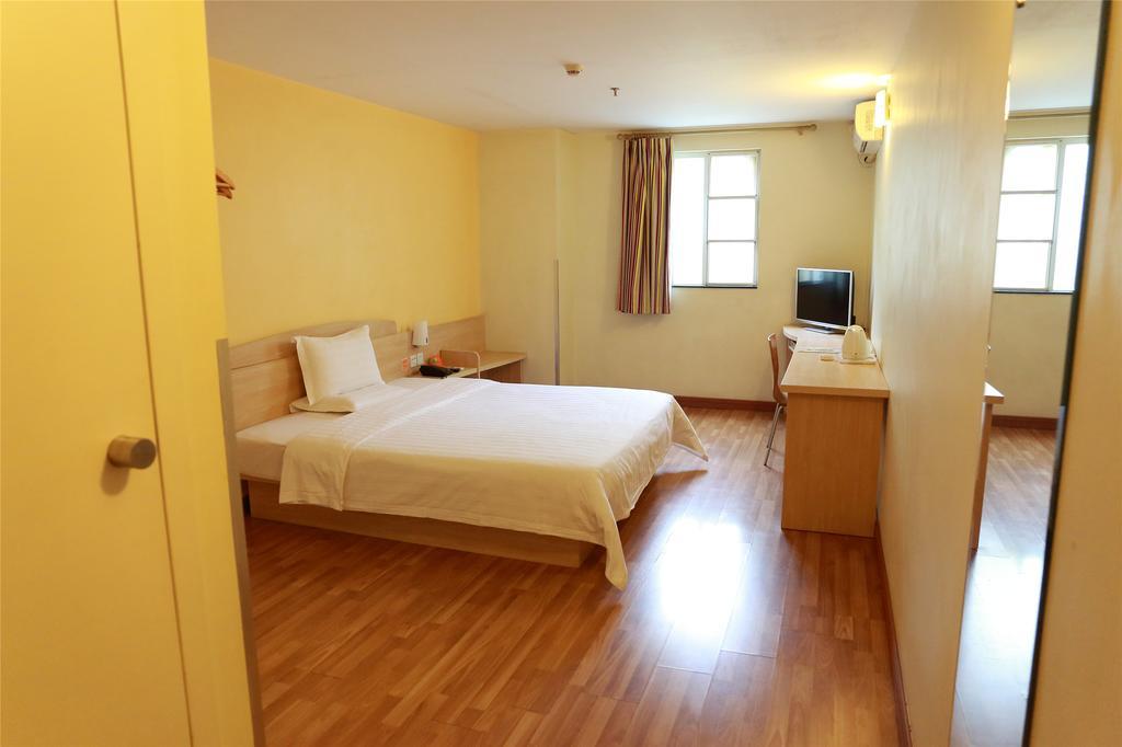 7Days Inn Xiamen Haicang Esterno foto